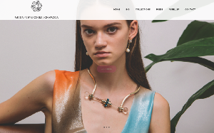 Visita lo shopping online di Giuliana Mancinelli