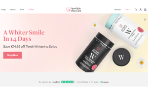 Visita lo shopping online di Spotlight Oral Care