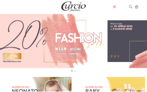 Visita lo shopping online di Curcio Fashion