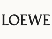 Visita lo shopping online di Loewe