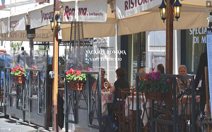 Visita lo shopping online di Vacanza Romana a Saint 'Eustachio
