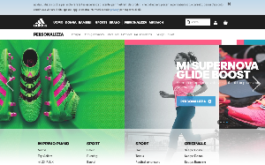 Il sito online di adidas personalizza